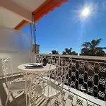 A Casa Di Ale - Frontemare شقة ألبينغا