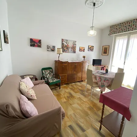 Appartamento A Casa Di Ale - Frontemare Albenga